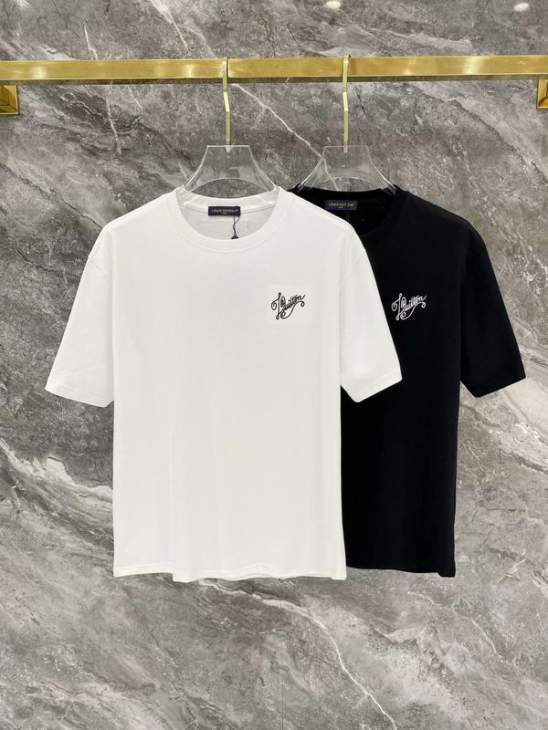 Picture of Louis Vuitton T Shirts Short _SKULVS-2XLomtr157797